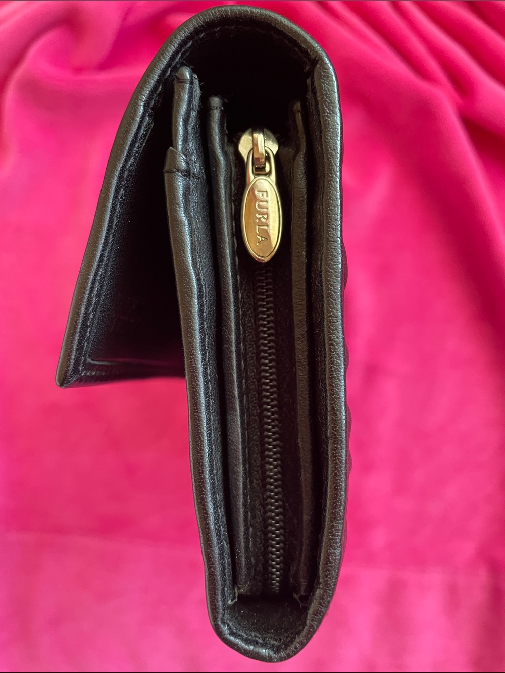 Mint Auth.Furla wallet Stunning with Fancy Bow Tie - Picture 8 of 14
